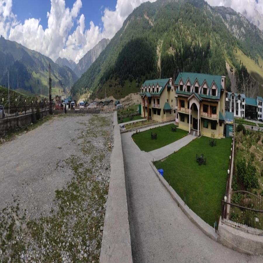 Hotel Sheen Srīnagar Exterior foto